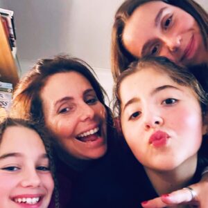 Sofia Grillo Instagram - Minhas 🤍🤍🤍
#girlsnight
