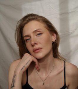Actress Sofia Kappel HD Instagram Photos and Wallpapers September 2023