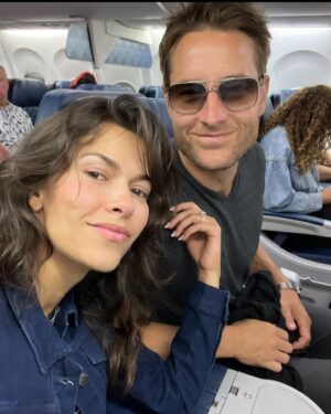Sofia Pernas Instagram - Happy New Year!! 2022 was marked by a crap ton of traveling, so my lord it’s nice to finally be home to ring in 2023 ✨Hope you all had a safe and beautiful New Year xx