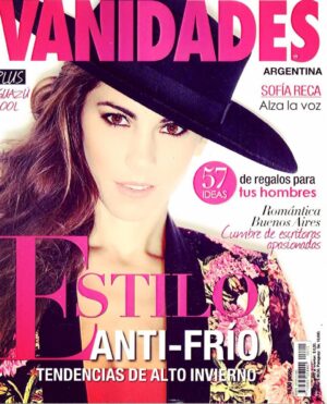 Sofía Reca Instagram - #vanidades #oldies #haciendo orden!