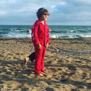 Sofía Reca Instagram - #puntadeleste #morningatthebeach #despidiendoelaño