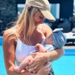Sofia Arruda Instagram – “A mana já tem um mês” a frase preferida do momento ❤️
