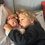 Sofia Arruda Instagram - Uma semana de Olívia ❤️ #oliamaro #brothers #brotherandsister