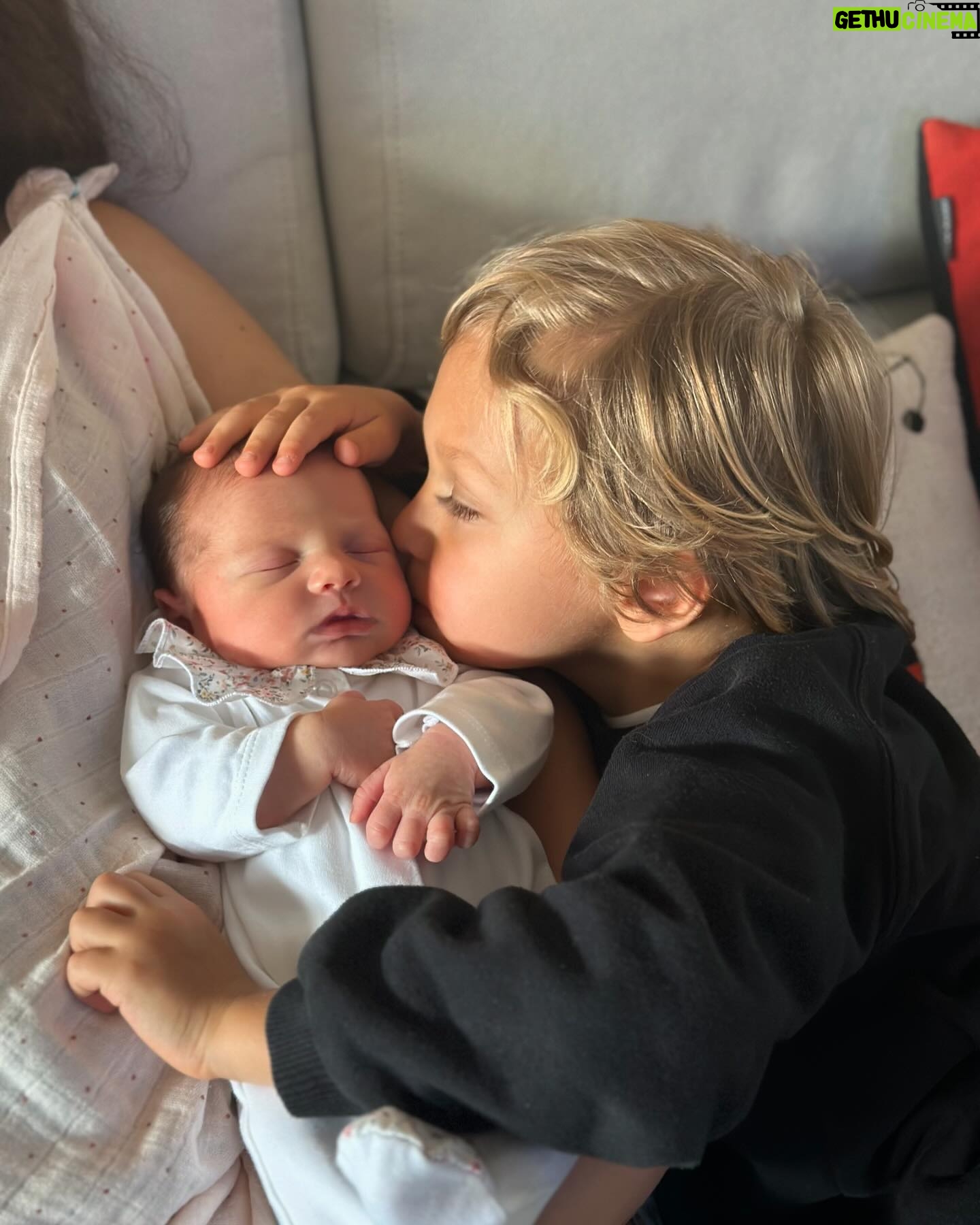 Sofia Arruda - 62.2K Likes - Uma semana de Olívia ❤️
#oliamaro #brothers #brotherandsister
