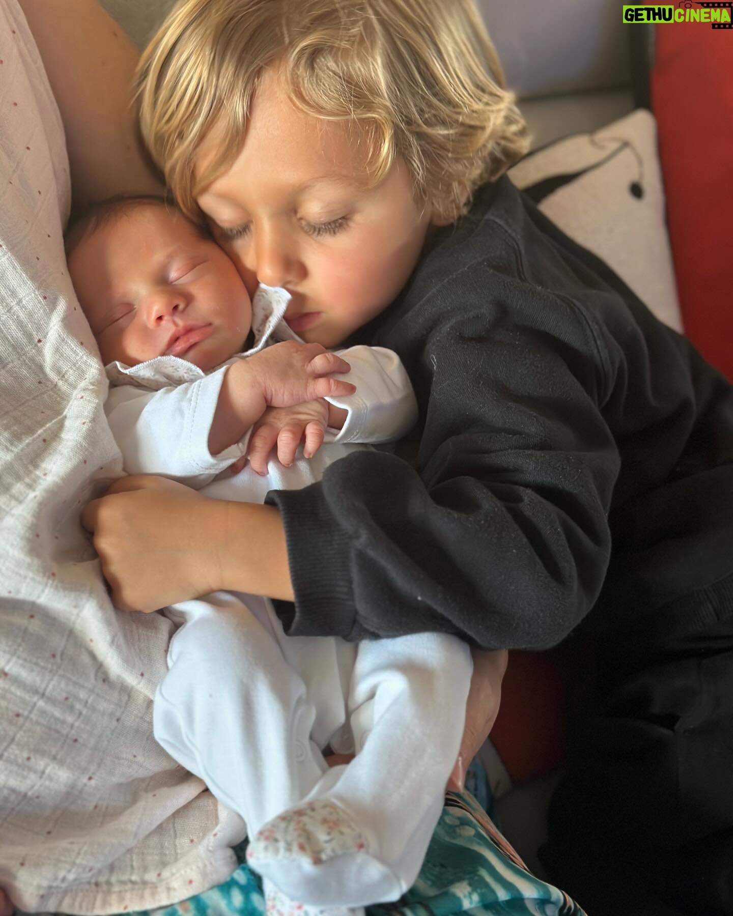 Sofia Arruda - 62.2K Likes - Uma semana de Olívia ❤️
#oliamaro #brothers #brotherandsister