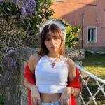Sofia Barbosa Instagram - as peças da @tousjewerly não podiam combinar melhor com os dias de primavera que estão a chegar🍊🌸🌈