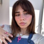 Sofia Barbosa Instagram - as peças da @tousjewerly não podiam combinar melhor com os dias de primavera que estão a chegar🍊🌸🌈