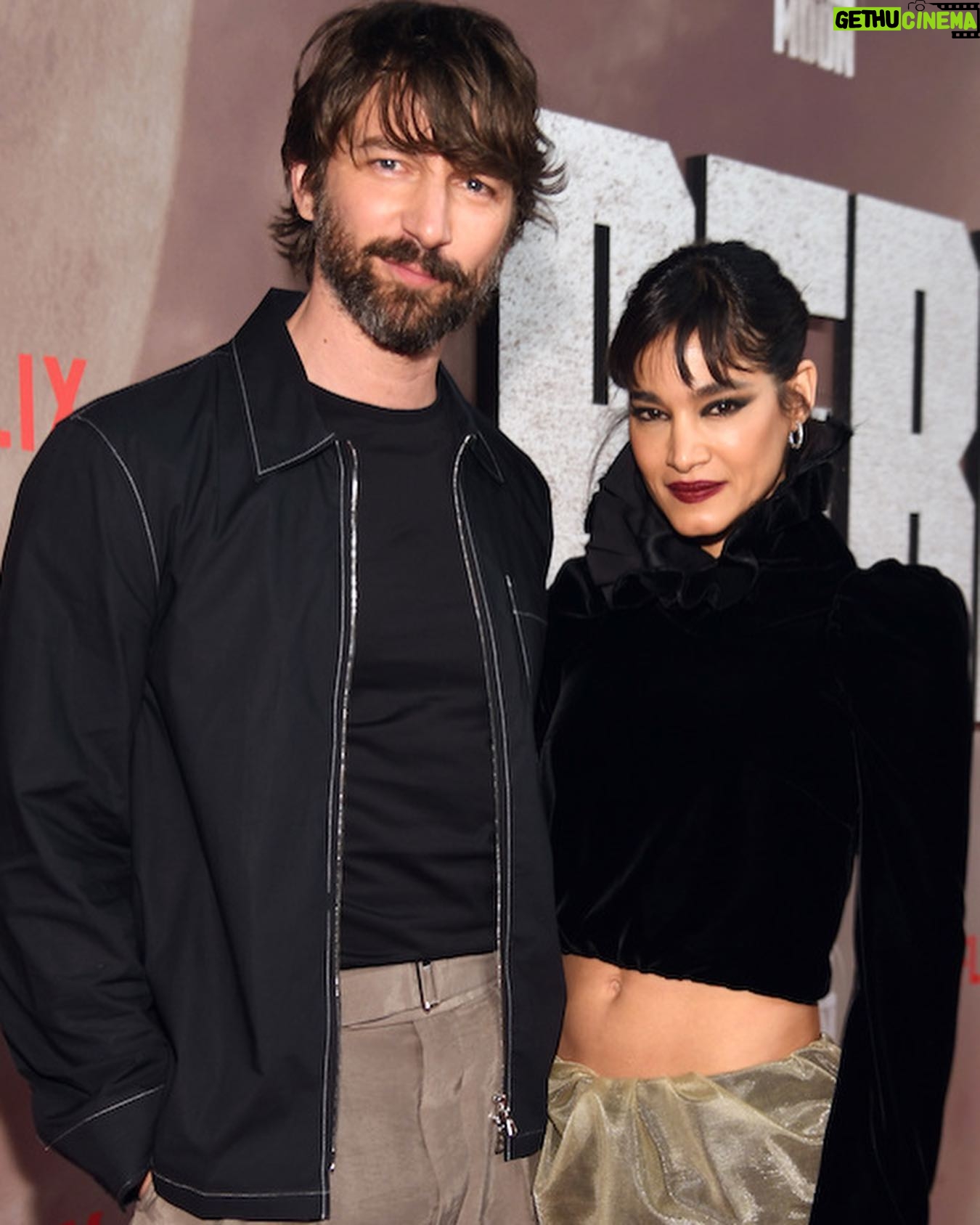 Sofia Boutella Instagram - Celebrating my birthday with this lovely bunch was just the best ♥️ thank you for all the love - thank you Netflix !!!! @netflix @netflixfilm -thank you @alexandermcqueen @sweetbabyjamie @hannahfitzii @georgisandev @cnaselli @rebelmoon @gettyimages