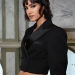 Sofia Boutella Instagram - 🖤 One for the team @theledecompany @carriegrams_ @trustinsparkles Stylist : @sweetbabyjamie (wearing @stellamccartney ) Hair : @jamesbrownstyle Make-Up : @sofiatilbury ( @charlottetilburyskincare ) 📸: @sofiatilbury