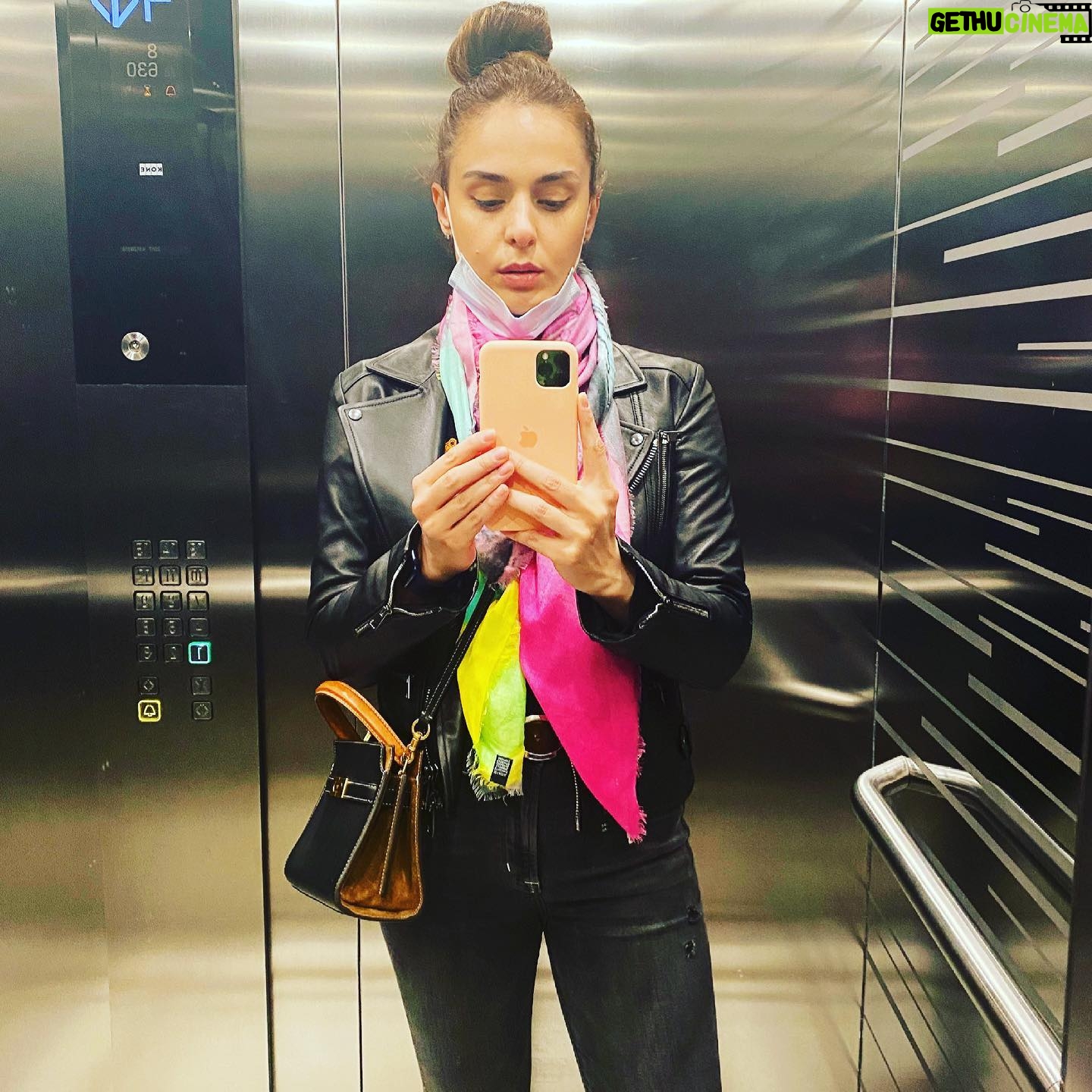 Sofia Nizharadze - 5.8K Likes -