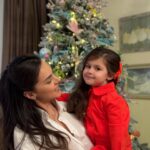 Sofia Nizharadze Instagram – Happy New Year 2024 🎄🎉🍾❤️