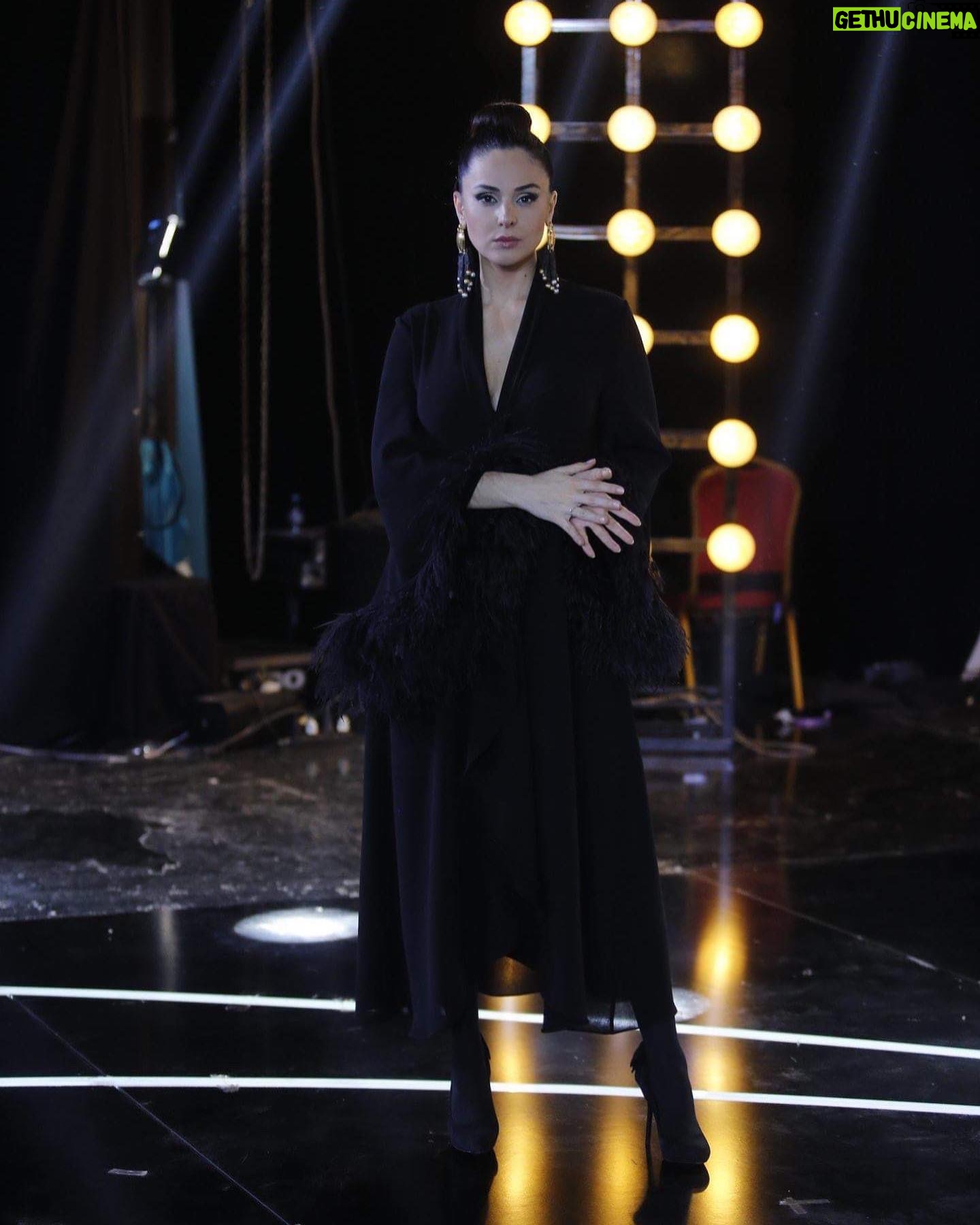 Sofia Nizharadze - 5.9K Likes - @datunasulikashvili @khutsishvilinatia1 š¤ā¤ļø @natatotato šøš„° #datunasulikashvili #khutsishvilinatia1 #sofianizharadze #mkholodkartuli #season3 #thefinal #tvshow #mtavaritv