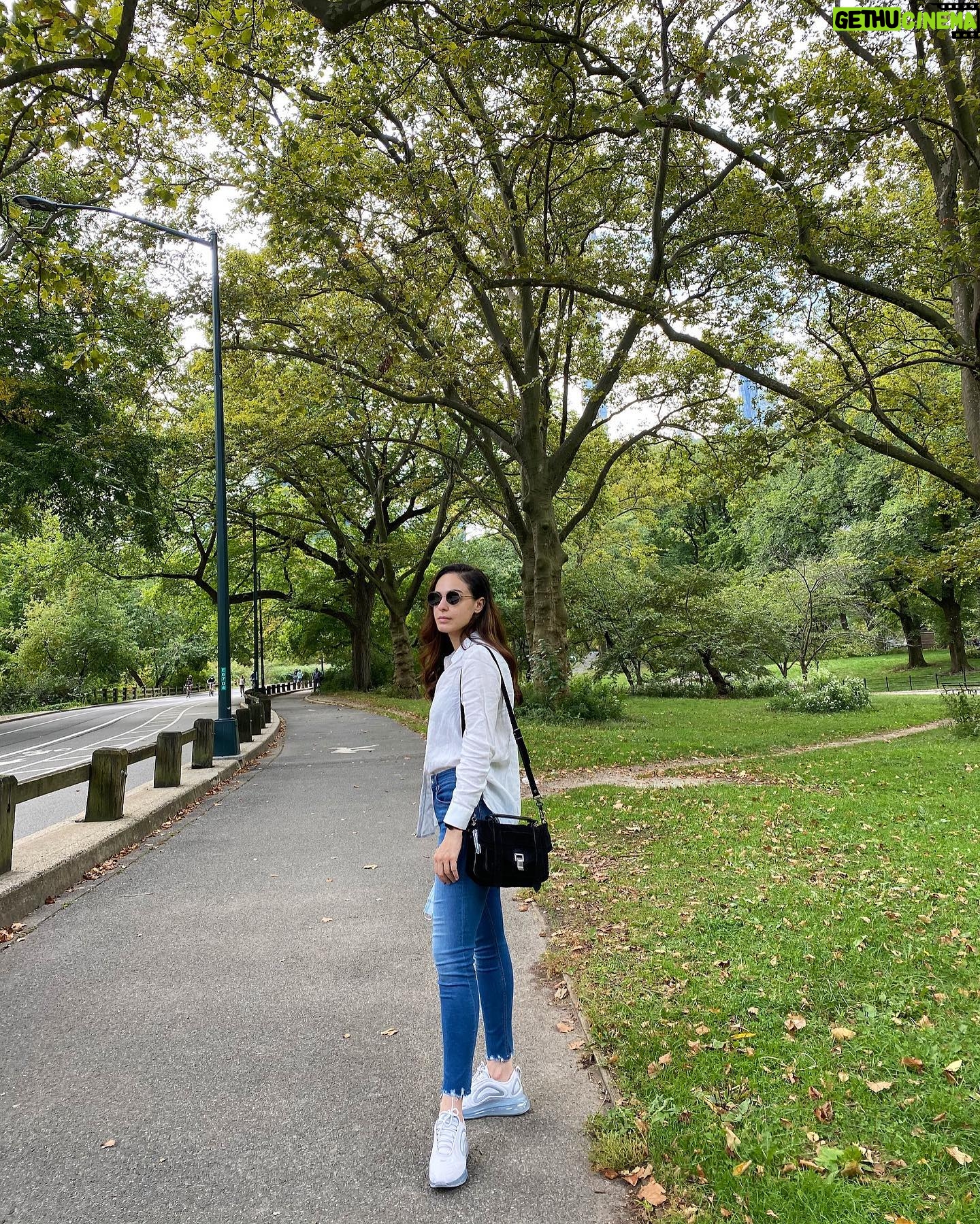 Sofia Nizharadze - 8.1K Likes -