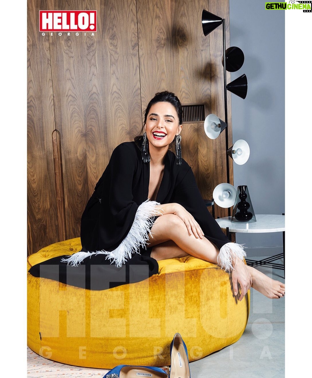 Sofia Nizharadze Instagram - Shooting for @hellomagazinegeorgia ❤️ Photo: @chalo_0 🖤Look: @datunasulikashvili 😍 Makeup and hair: @natali.dry.bar 🤗 #hellomagazinegeorgia #chalophotography #datunasulikashvili #nataliedrybar #shooting #sofianizharadze