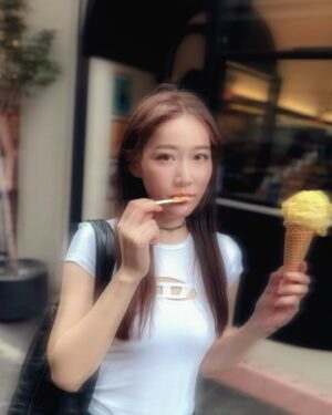Sofiee Ng Hoi-yan Instagram - It’s you.