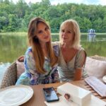 Sofya Kashtanova Instagram - Моя прекрасная ! Моя любимая мамочка @allakashtanova , с ДНЁМ РОЖДЕНИЯ !!! Ты Женщина с большой буквы , пример для подражания ! Думаю всем девочкам у тебя многому нужно поучиться 😍😉. А ещё ты очень любящий , небезразличный , душевный и утонченный ЧЕЛОВЕК ! Я люблю тебя безгранично ! Главное будь здорова ! И пусть ВСЕ БУДЕТ ХОРОШО 🙏🏽❤️❤️❤️❤️❤️❤️❤️❤️❤️❤️❤️❤️❤️❤️❤️