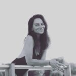 Sofya Kashtanova Instagram - Поделюсь идеей проведения дня рождения 👇🏻 Я свой провела в комплексе «Отрада»😍 Там потрясающие локации: мы начали с фотосессии на пляже возле открытого бассейна. Посетили чудесную конюшню у них на территории, насладились живописной природой на озере и гуляющими там оленями и маралами! Праздничный ужин прошёл великолепно там же в отличном ресторане. Собрались самые близкие! Я не люблю большие тусовки, поэтому провести этот день так душевно — было лучшим решением🥳 Интересно было и детям, и взрослым! Мы по-настоящему отдохнули и прекрасно провели время. За что спасибо @otradaclub ❤️ Благодарю всех, кто был рядом! Вы самые лучшие и уникальные🥰 и такие красивые ! Спасибо @pavelshelkovnikov что запечатлел 😘Желаю всем обрести такое прекрасное окружение🌸