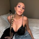 Sointu Borg Instagram - Pitkästä aikaa vanha kunnon biletoppi niskassa, niin pysyy parikymppisen minän bilevuodet kirkkaammin mielessä. Those were the days. Ladasta mersu by @saarapyykkomakeup