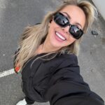 Sointu Borg Instagram - Kuka muu meni tänään ihan tiloihin, kun astu ulos ja näki kevään? Ai juma. Olen elossa.