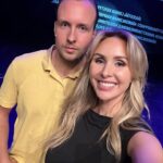 Sointu Borg Instagram - Yhteisellä puhekeikalla ja niitä tulossa tänä vuonna rutkasti lisää. Tänään teemana oli rohkea rekrytointi. 👊🏻 Buukkaukset: erika@fament.fi Topissa on paljon potentiaalia puhujana, pesee meikäläisen lavalla 10-0. Roustas mut tänään samalla. 🤣 Tää vuosi keikkaillaan kimpassa ja sen jälkeen pikkubroidi alkaa tekemään keikkoja myös soolona. Kiitos Hämeen Sukukokous. 💜 Yleisö oli tulessa!