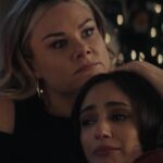 Sol Rodríguez Instagram - To celebrate two weeks in the top 10 Global which we could’ve never dreamed of, more bts pics 🫶🏽 thank you everyone watching and sharing 🥰 This has been the best Xmas gift ever! 💕