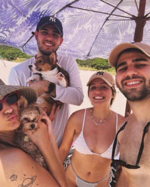 Sol Rodríguez Instagram - My whole heart 💚