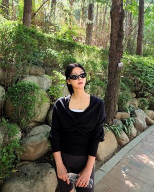 Solbi Instagram - 하루하루 몸도 마음도 건강해지고 있는 느낌이랄까?😎
우리 같이 시원한 여름 준비해볼까요? ⛱️👙🧴

-
#SOLBI #솔비
