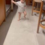 Soledad Silveyra Instagram - Y mi sobrina nieta Amelia se largó a caminar, día de alegría♥️