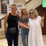 Soledad Silveyra Instagram - Amor en Custodia 2.0 🤣🐴❤️ Anoche nos visitó @isabeldenegri78 de #GranHermano, gracias por acompañarnos en @lafuerzaobra 🎭 Los esperamos de Miércoles a Domingos en el @multiteatro Comafi, entradas disponibles en @plateanet o boletería 🎟️
