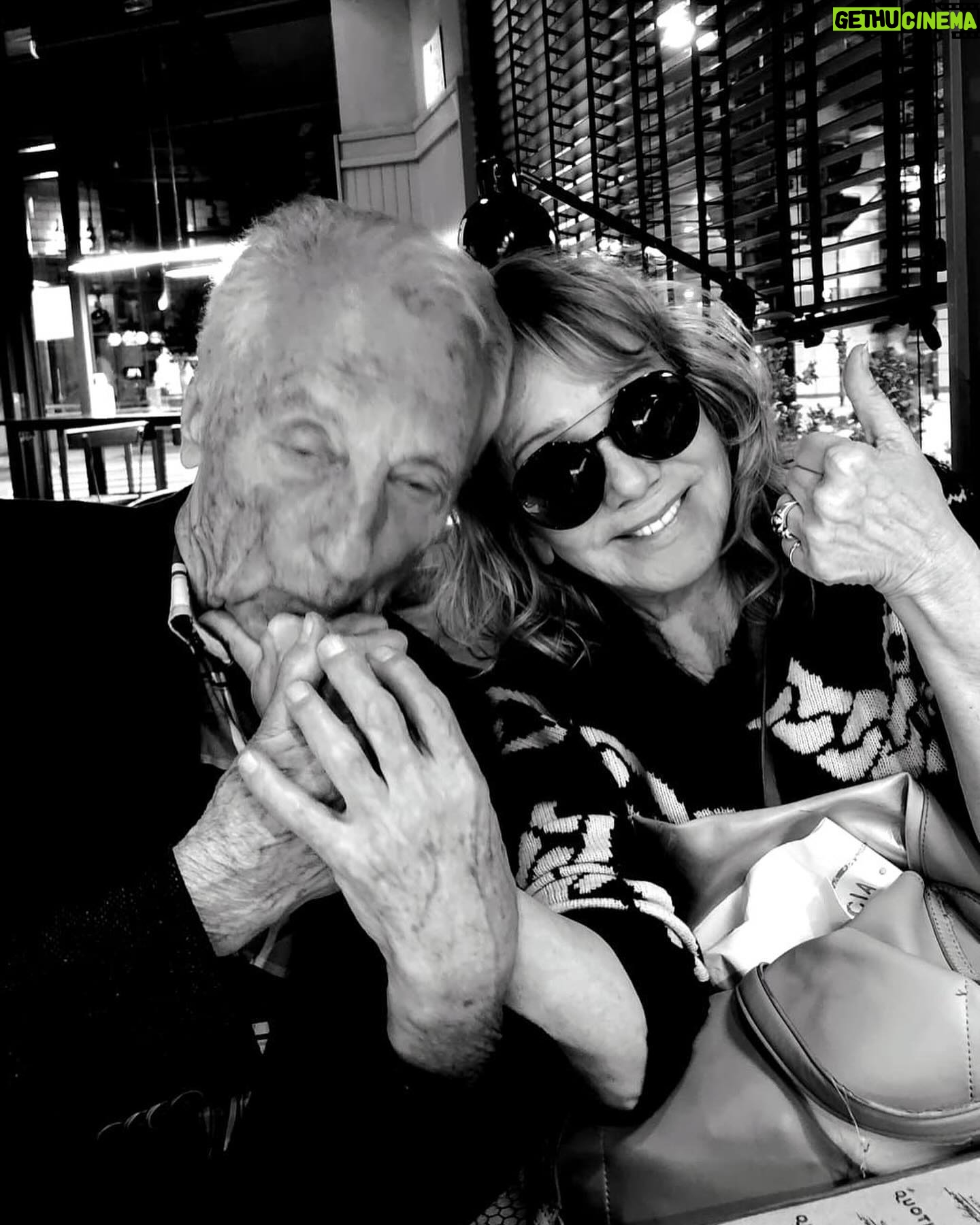 Soledad Silveyra Instagram - Con un amor franco-argentino mi amado Dolio Sfacia, maravilloso a sus 89 años♥️