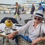 Soledad Silveyra Instagram - La Grotta Azurra, Capri 💙 Por fin cumplí un sueño, gracias @mariana_ranieri y @susana.paleo.50 por haberme ayudado. Las quiero para siempre🦋 Y gracias @vazquezjoseluisbz por acompañarme🇮🇹