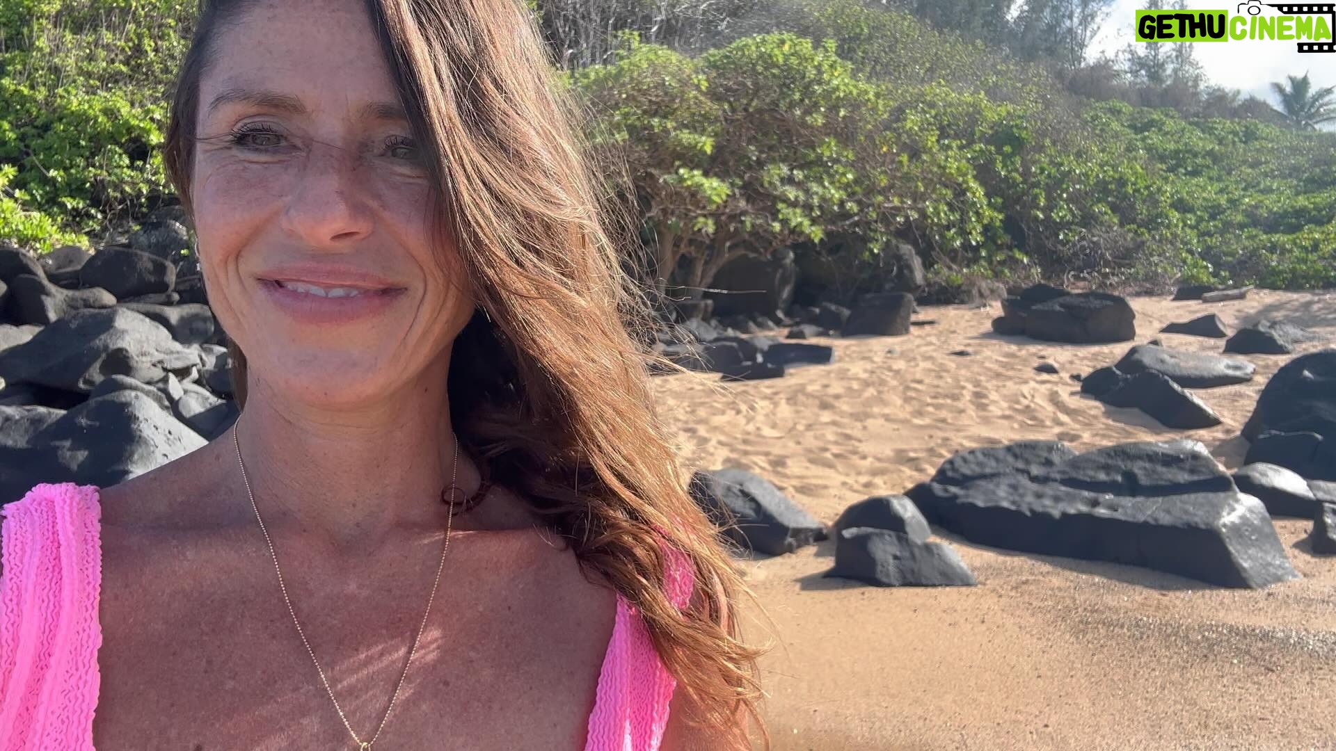 Soleil Moon Frye - 4.2K Likes - So grateful for these beautiful angels. Xx #kauai @halenoni @poet_siennarose @jaggerblue_ @jaggerblue_ @ariana_nakata
@_life.on.mars._