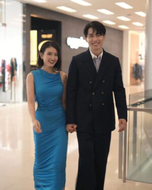 Somaline Ang Instagram - Star awards in a week's time! 
Continue to vote for us in both Most Popular Male and Female artiste ✨️✨️✨️
See you all next week! 
#starawards2024