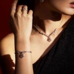Somaline Ang Instagram – Love is a bond that is precious and lasts forever, just like diamond. I’m really in love with the dancing pulsation technology from @chowtaifookjewellery makes the diamond dazzles forever ❤️

#ChowTaiFook #NaturalDiamonds #BeyondTime #CTFDiamonds #DiamondLegacy #周大福 #周大福天然鑽石