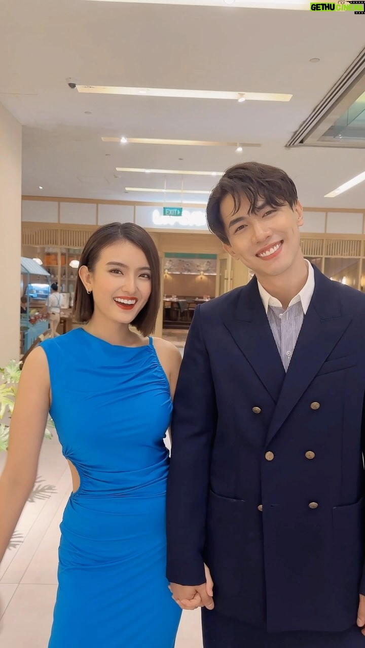 Somaline Ang Instagram - They feel like sunshine ❤️❤️ @nickk_teo @honglingg_ Makeup @shaunleelee Styling @samonggg