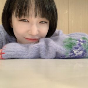 Son Ga-in Instagram - 