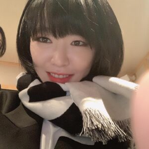 Son Ga-in Instagram - 