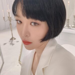 Son Ga-in Instagram - 