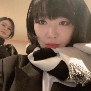 Son Ga-in Instagram - 