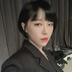 Son Ga-in Instagram - 