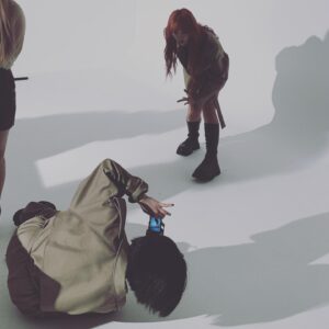 Son Ga-in Instagram - 아이쿠 허리야