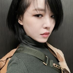 Son Ga-in Instagram - 