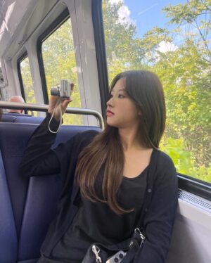 Son Hye-ju Instagram - 