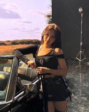 Son Hye-ju Instagram - Loossemble🎬🌘