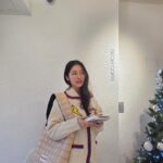Son Ji-hyun Instagram - 빅백이 좋아… 🧚🏻‍♀️💞 일단 크고 가벼운게 최고