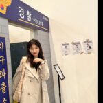 Son Ji-hyun Instagram - #리바이브 #지구동 #비거니티 서울숲 가면 의류 기부 및 교환가능 한 행사가 있네요. 옷은 새로 사도 끝이없으니 동참해보면 좋을 것같아요 사진찍기 좋은 공간들이니 다녀오시길 추추천💌 자주입지않는옷 기부하고 다른 예쁜옷 교환하기 💌
