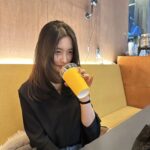 Son Ji-hyun Instagram - 유후.. 머리도 자르고 위는 행복했고.. . . . 부담스런 근접샷은 쏘리..🤭