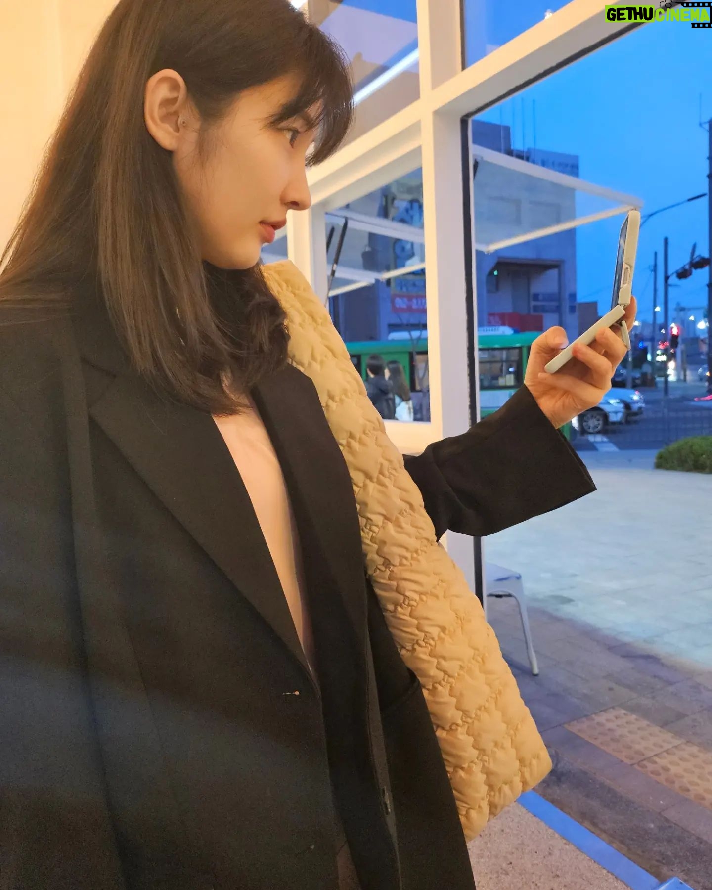 Son Ji-hyun Instagram - ππΈππ° λ΄μ΄μλ€ μ리μλ¬Έμμ΄