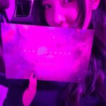 Son Ji-hyun Instagram – @hannahshin.official #패션위크 #한나신