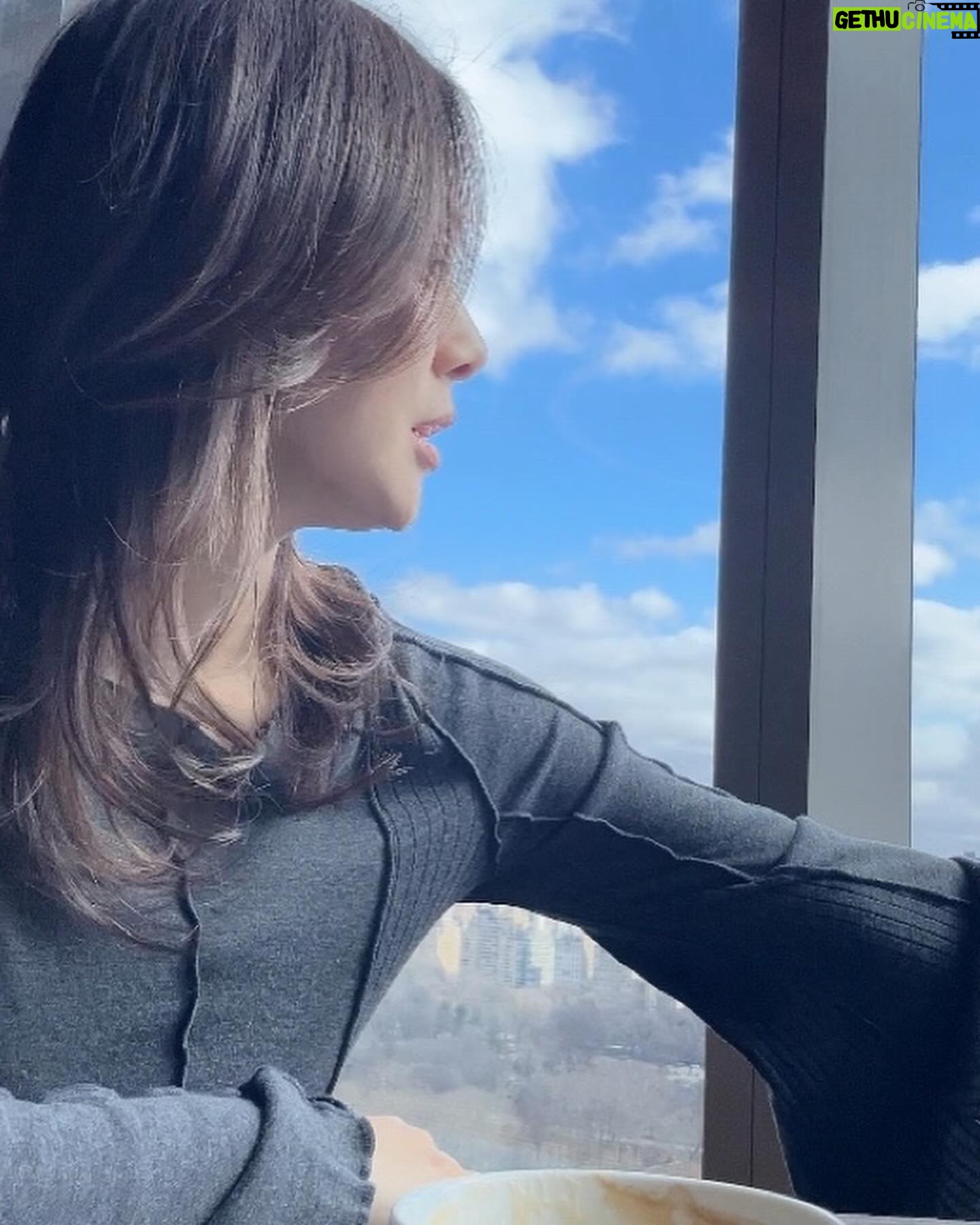 Son Tae-young Instagram - HBD,J ππ©·ππ»π미리 μΆνν΄~~~π